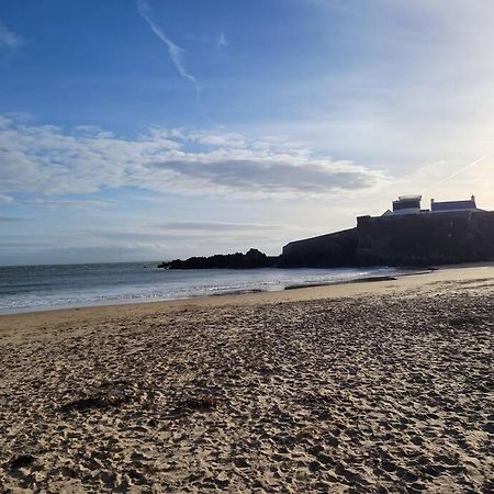 Cottage By The Sea Greencastle غرينكاسيل المظهر الخارجي الصورة