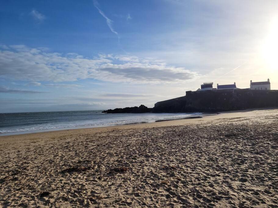Cottage By The Sea Greencastle غرينكاسيل المظهر الخارجي الصورة